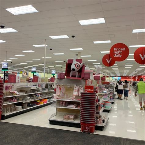 Target palm bay - I’ve been at Target since 2007 and still currently employed. Despite my retail experience, I’m seeking new opportunities that highlight my social media skills. | Learn more about Holly Earl's ...